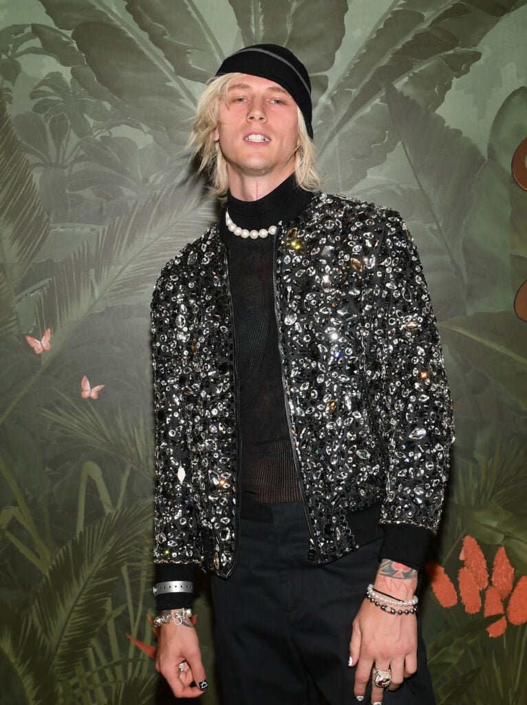Фото: Шок! Отца Machine Gun Kelly судили за убийство в 9 лет! 😱 - Фото 4