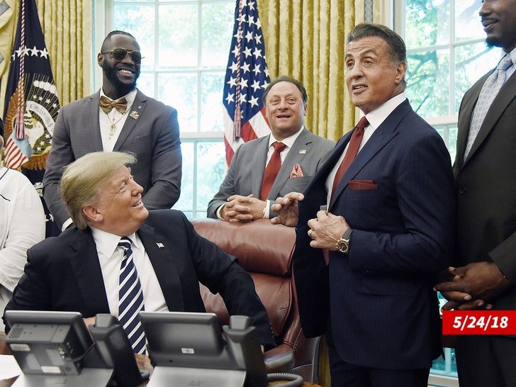 Фото: Сигал назвал Трампа мифическим персонажем, как Рокки! 🤯 - Фото 3