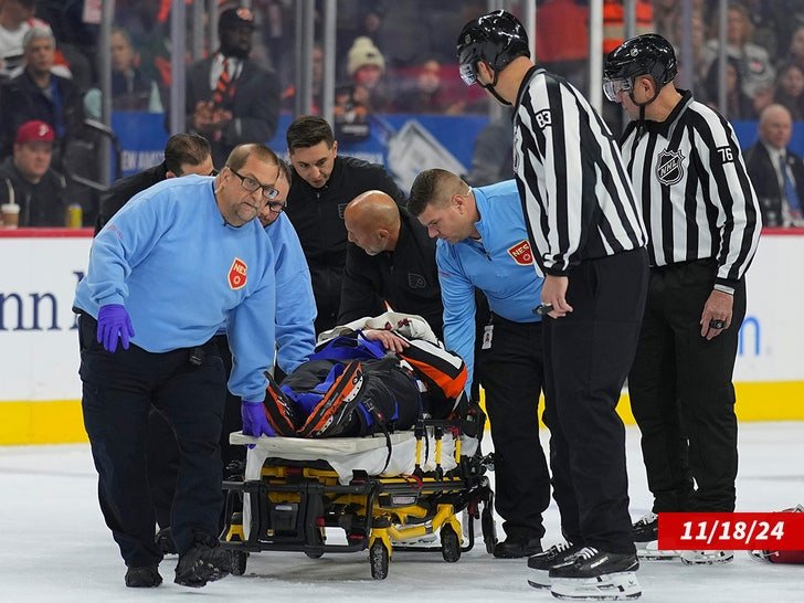 Фото: Судья НХЛ в больнице после страшного столкновения с игроком!  🤕 - Фото 2