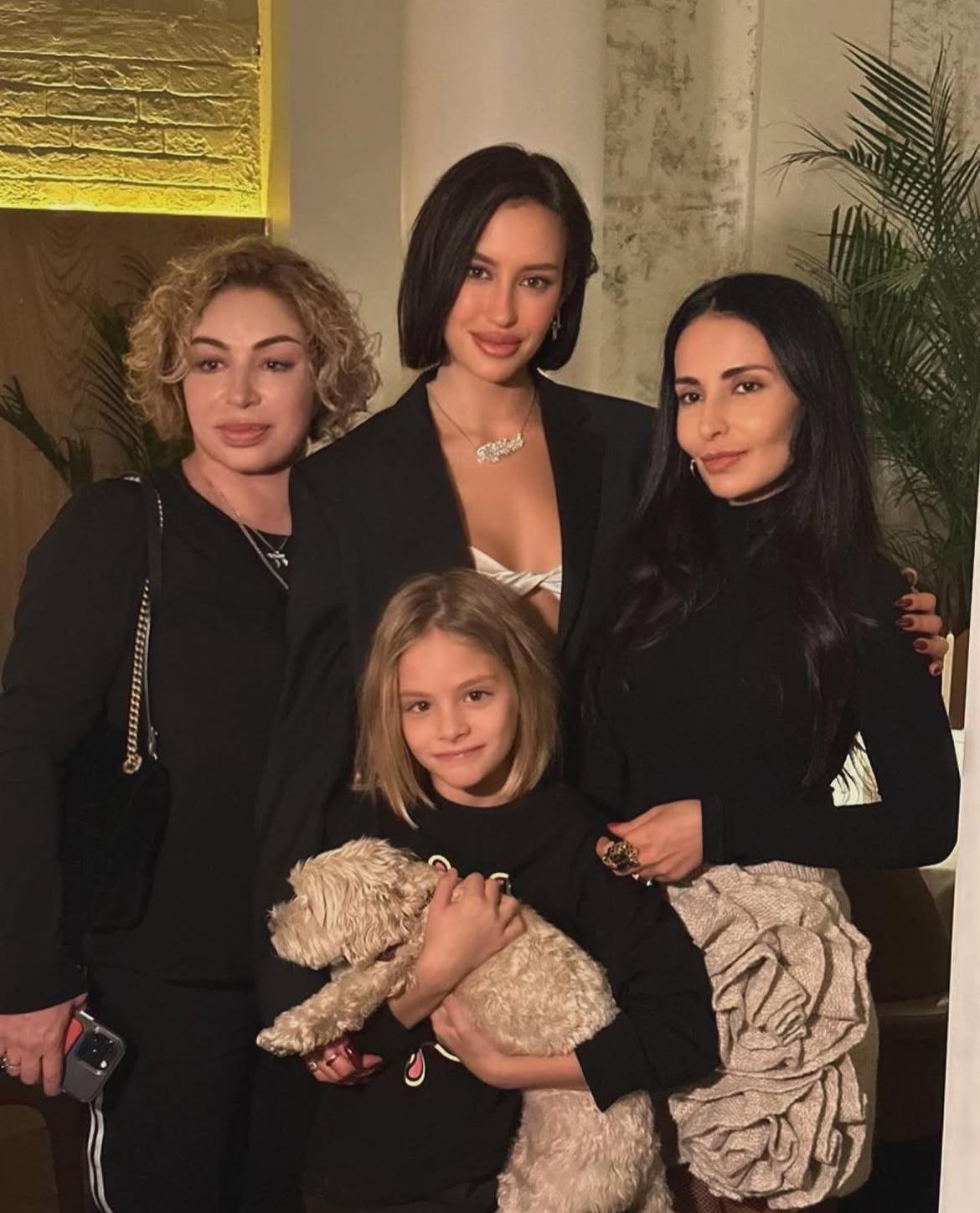 Фото: Тимати снова в деле: модель Валентина Иванова беременна! 🤰💍 - Фото 8