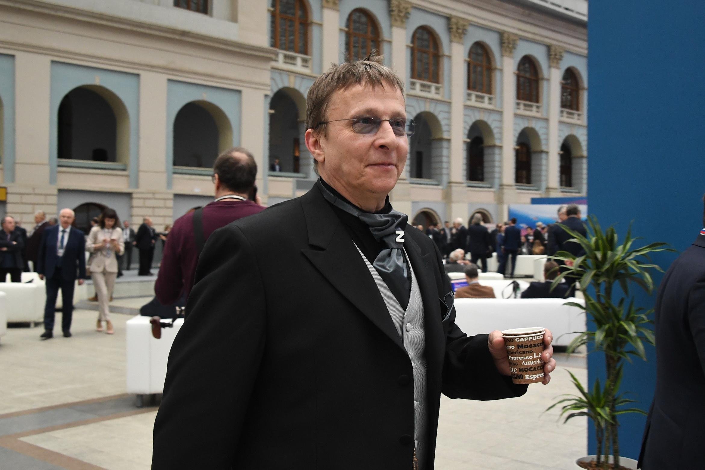 Фото: Третья свадьба в семье Охлобыстина! 👰🤵 Кто же стал счастливчиком? - Фото 1