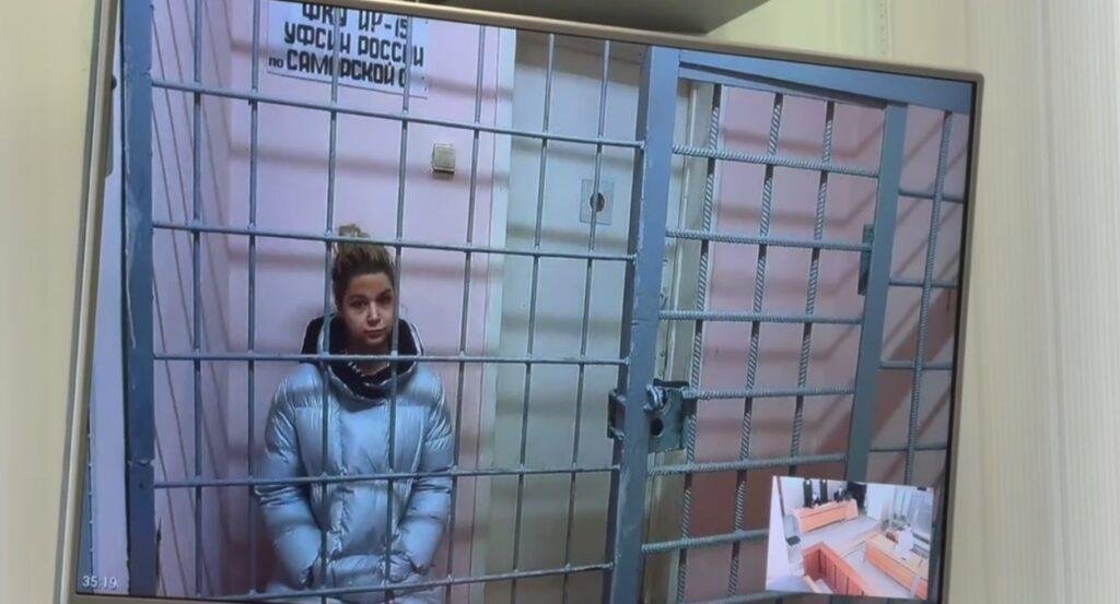 Фото: Внучка экс-мэра Тархова шлет проклятия из СИЗО! 🤬 - Фото 2