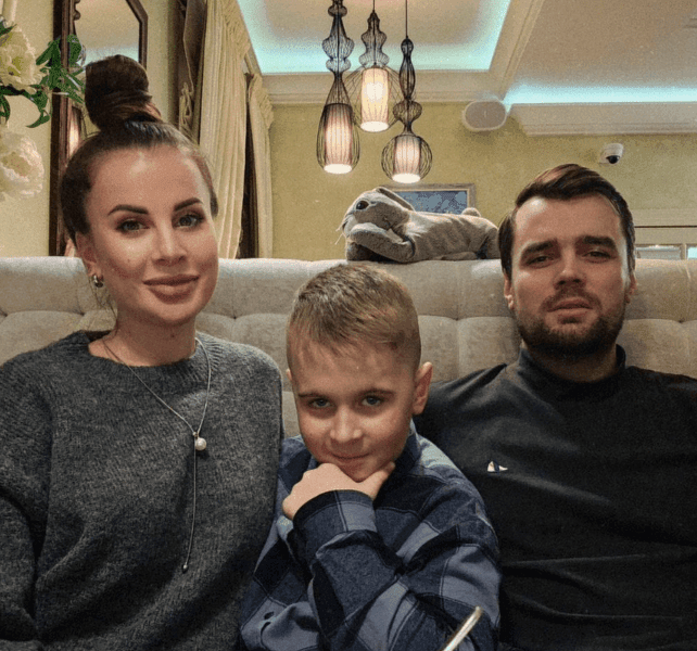 Фото: Жемчугов снова отец! 👶 Копия папаши или работа хирурга? 🤔 - Фото 3