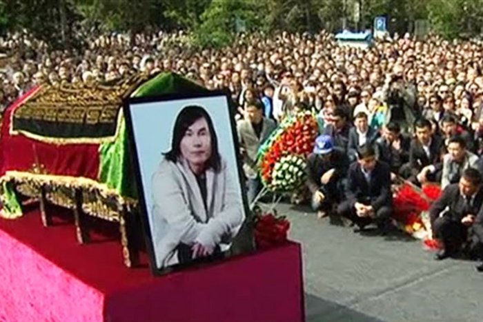 Фото: Жизнь и смерть Батырхана Шукенова: от взлета к трагедии 💔 - Фото 9