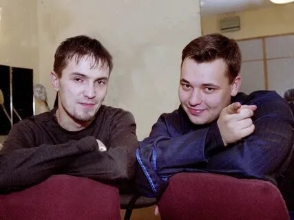 Фото: Потехин и Жуков:  Воссоединение спустя 18 лет!  Сюрприз на премьере фильма о "Руки Вверх!" - Фото 19