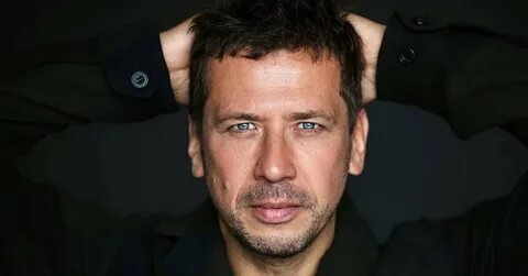 Фото: Не может быть! Андрей Мерзликин разводится после 20 лет брака и попал в пограничный скандал! 😱 - Фото 5