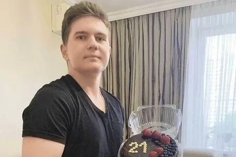 Фото: В коме?! Парень оформил на девушку 2 кредита на 1 миллион рублей! 😱 - Фото 2