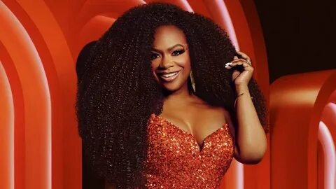 Фото: Kenya Moore уходит из "Настоящих домохозяек Атланты" после скандала с пикантными плакатами и угрозами оружия! 😱 - Фото 5