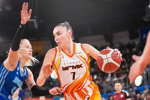 Фото: Скандал в WNBA: Билл Маэр уверен, что Кейтлин Кларк травят из-за ее ориентации и расы! 😱 - Фото 4