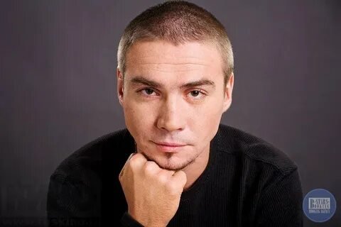 Фото: Влад Канопка: «Молодежка» 7 сезон — шокирующие подробности!🔥 Гонорары, конфликты и квартира в Питере! - Фото 8
