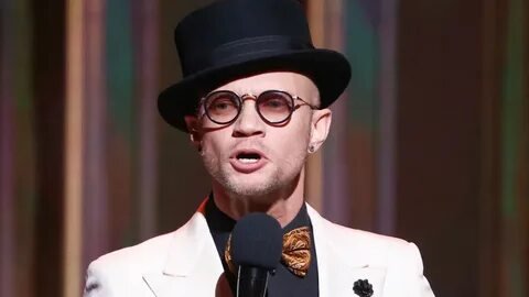 Фото: Не может быть! 😱 Хрусталев взорвал премьеру «Оленя» своей шапкой, а Ефременкова выгнала Мондезира! - Фото 6
