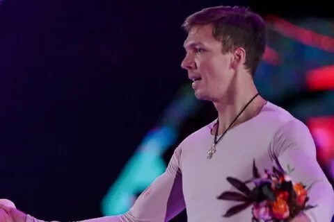Фото: Скелеты на льду, невеста Аверина и жених Соловьев: полуфинал «Народного Ледникового» накалил страсти! 💍💀🔥 - Фото 28
