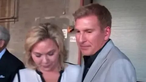 Фото: Джули Крисли сбегает из тюрьмы?! 😱 Сенсационное возвращение или новый тюремный роман? - Фото 7