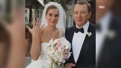 Фото: Ургант через рукопожатие бил жену Башарова?! 🤯 - Фото 8