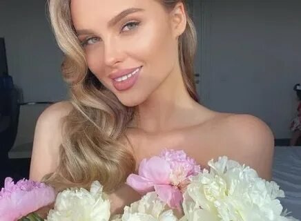 Фото: Беременные звезды и фэшн-провалы на Big Love Show 2025! 🤰😱 - Фото 17