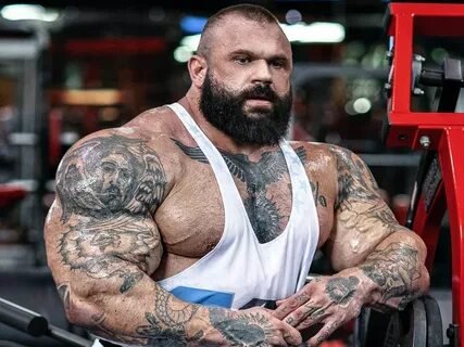 Фото: 😱 Трагедия! Умер 36-летний бодибилдер-гигант Илья Голем 💔 - Фото 3