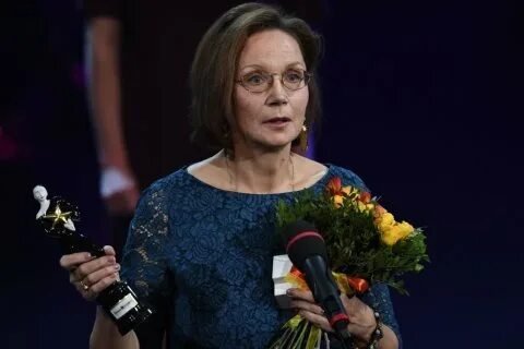 Фото: Ой, что с лицом? 😱 Вера Алентова: развод, трагедия и пластика, изменившая звезду! - Фото 16