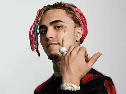 Фото: Lil Pump в Москве: Эщкере, пельмени и зубная нить! 🤣 А Джулия Фокс выгуливает "голые" платья круче жены Канье! - Фото 10