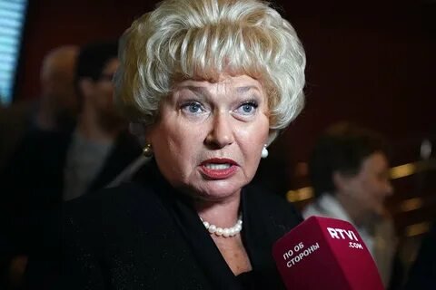 Фото: Звезды жгут! Бородина в бикини, Собчак в Африке, Милохин в поцелуях! 🔥 - Фото 7