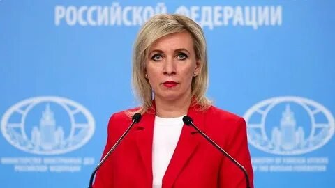 Фото: Голые плечи, декольте и фарфор: звезды зажгли на премии BraVo в Большом театре! 🔥 - Фото 43
