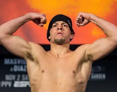 Фото: Скандал на ринге: Джейк Пол вызывает на бой чемпиона UFC после победы над избитым Перри!😱 - Фото 4