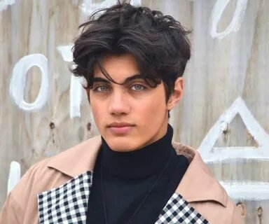 Фото: TikTok-звезды Бени Кроль и Ник Кауфман: горнолыжный отдых в Австрии – без рубашки в сауне!🔥 - Фото 6