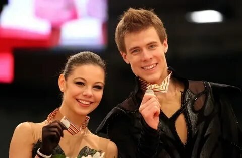 Фото: Валя Карнавал: «Никита научил меня заново ходить!» ⛸️😳 - Фото 7