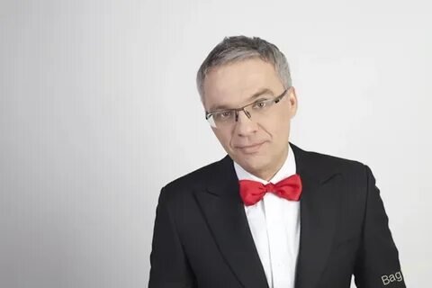 Фото: Баста троллит скандал на «Голосе»: Дочь ведущего? Да он же не Ургант! 🤣 - Фото 9
