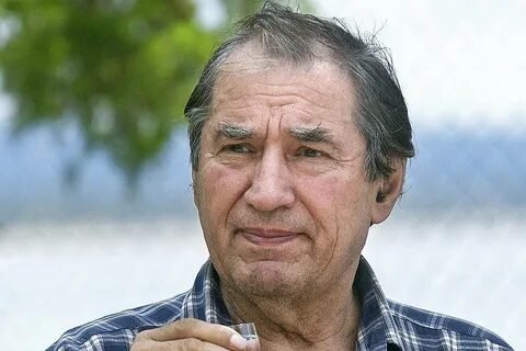Фото: Скандал вокруг Спартака Мишулина: тюрьма, внебрачные дети и тайна наследства! 😱 - Фото 10