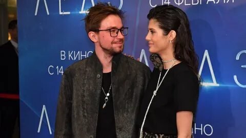 Фото: Саша Петров по уши влюблен в жену! 💖 Год брака, а чувства как в первый раз! 😲 - Фото 5