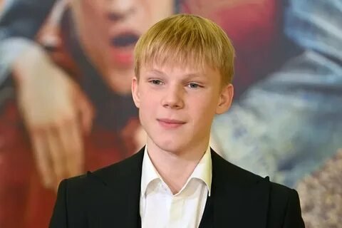 Фото: Аня Пересильд: "Я не ребенок!" 😲 Откровенные наряды и разрыв с парнем – все нипочем! - Фото 6