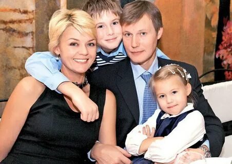 Фото: Лена Перова: куда пропала звезда «Лицея» и «Последнего героя»? 😲 - Фото 11