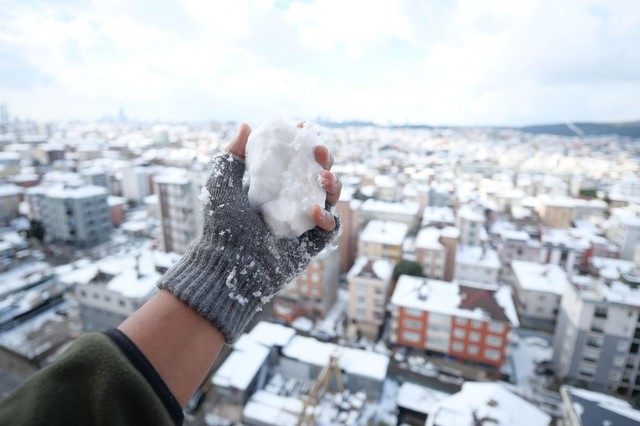 АААА! Зима вернулась! В Москве выпадет 10 см снега 😱