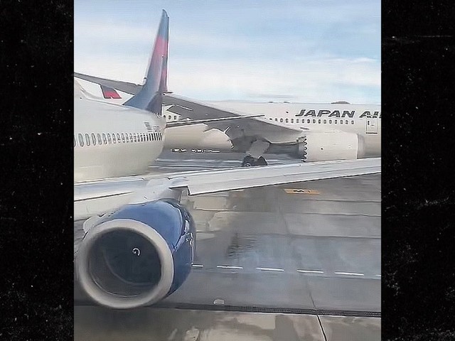 Два самолета устроили «горячий поцелуй» в аэропорту Сиэтла! 💋✈️