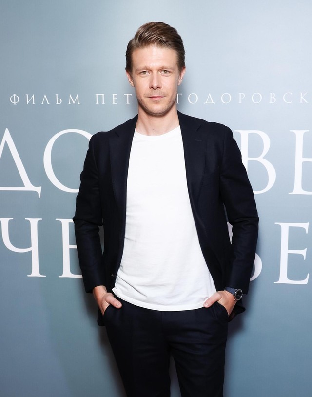 Ефремов-младший заговорил о семье на фоне освобождения отца! 😲