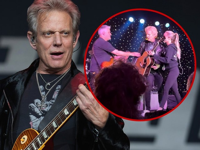 😱 Гитарист Eagles чуть не сыграл в ящик прямо на сцене!