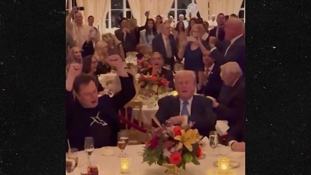 Илон Маск отплясывает «YMCA» на Хеллоуинском празднике Трампа! 😱