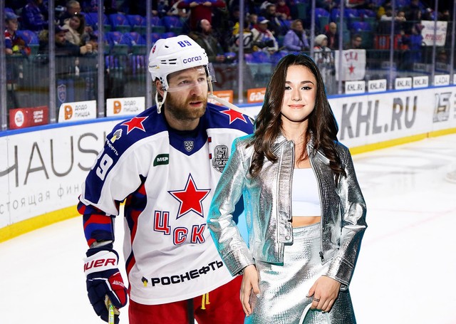 Камила Валиева запуталась в сетях хоккеиста-алиментщика! 🏒⛸️