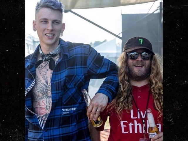 Machine Gun Kelly убит горем: лучший друг покинул этот мир 😭