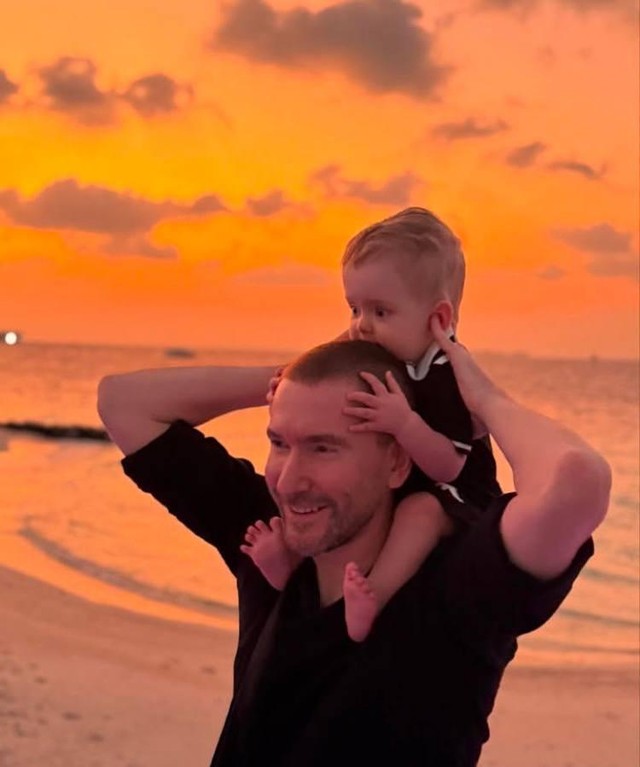 Мальдивы вдовца Винника: новая семья, океан и память о прошлом! 💔🏝️