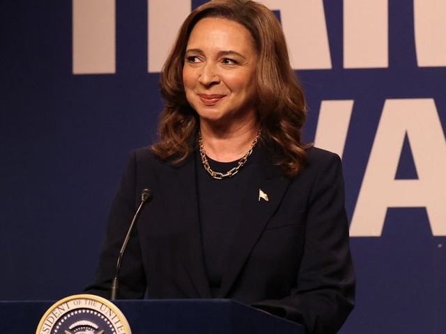 Мая Рудольф вернулась в SNL, и там творится полный трэш! 🤪