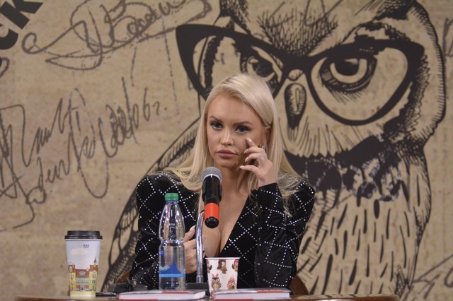 Милана Тюльпанова опомнилась: хватит пластики, пора инвестировать! 🤑