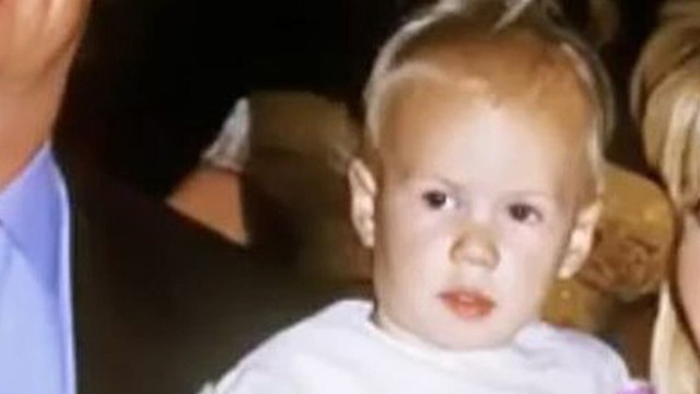 От милого малыша до агента по недвижимости! Кто этот парень?