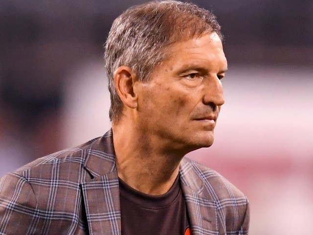 Шок! Звезда NFL Берни Косар на грани смерти! 😨
