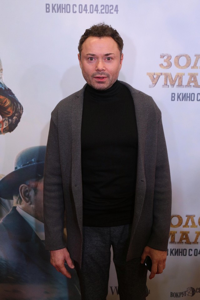 Шоу-бизнес в шоке! Андрей Носков поселился в бане! 😱