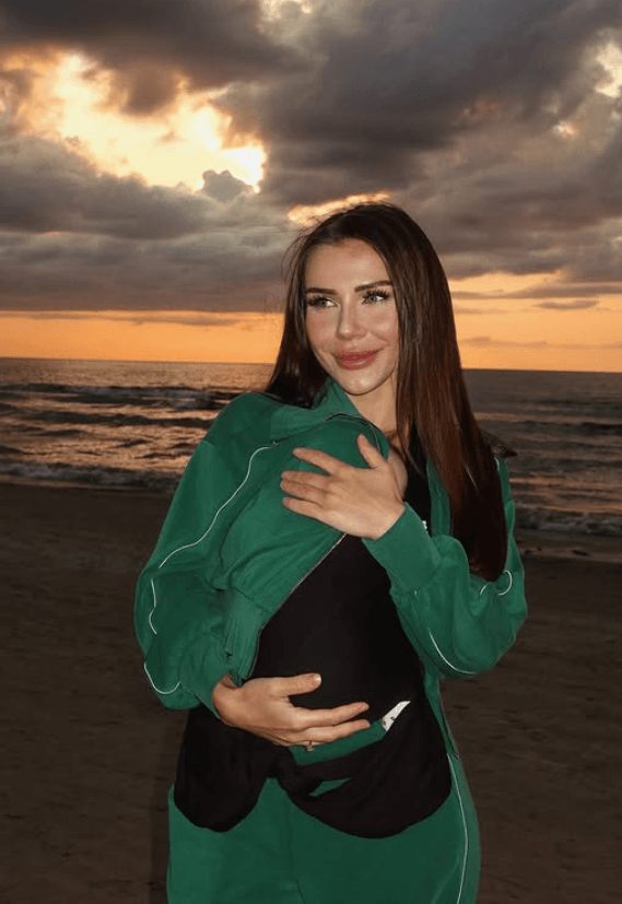 София Стужук: Моя грудь испортила мне лицо! 😱