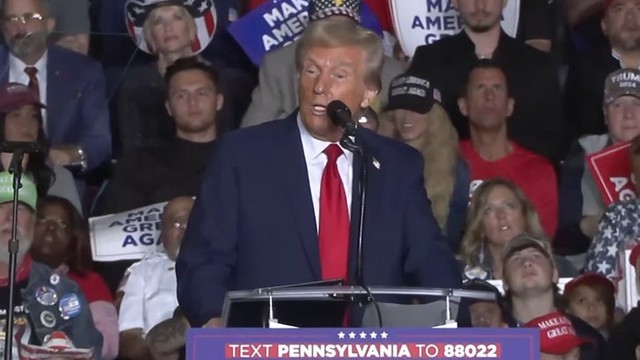 Трамп назвал Байдена "глупым", после его слов о сторонниках! 💥