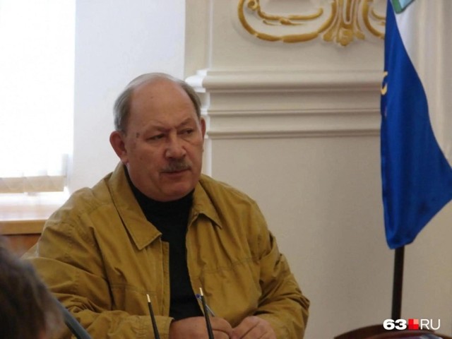 Внучка экс-мэра Самары закатала деда и бабулю в бочки! 🛢️👵👴