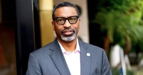 Деррик Джонсон (президент и генеральный директор NAACP)