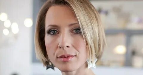 Яна Чурикова (Телеведущая)